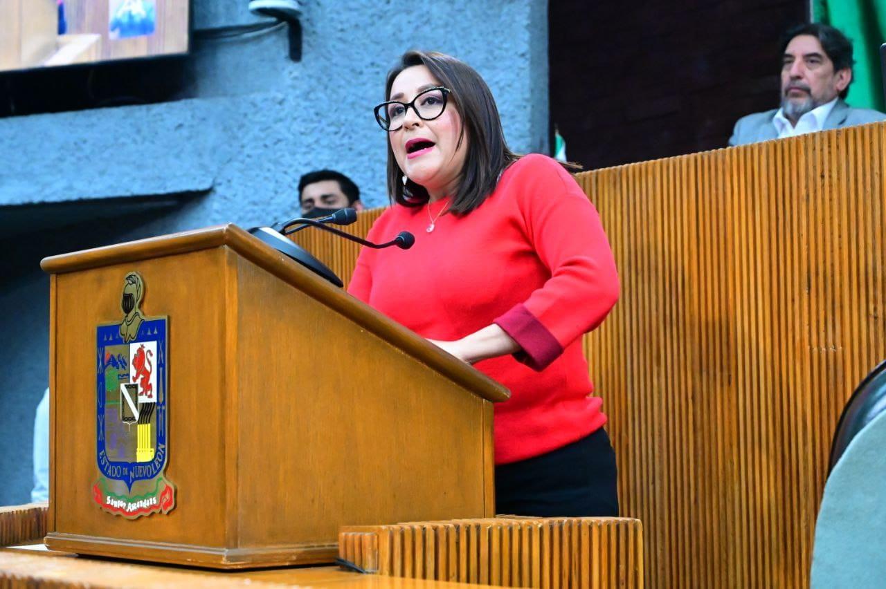 Exige Norma Benítez ponerle fin a sesiones híbridas y al ausentismo en Congreso; si faltan tres días serán removidos