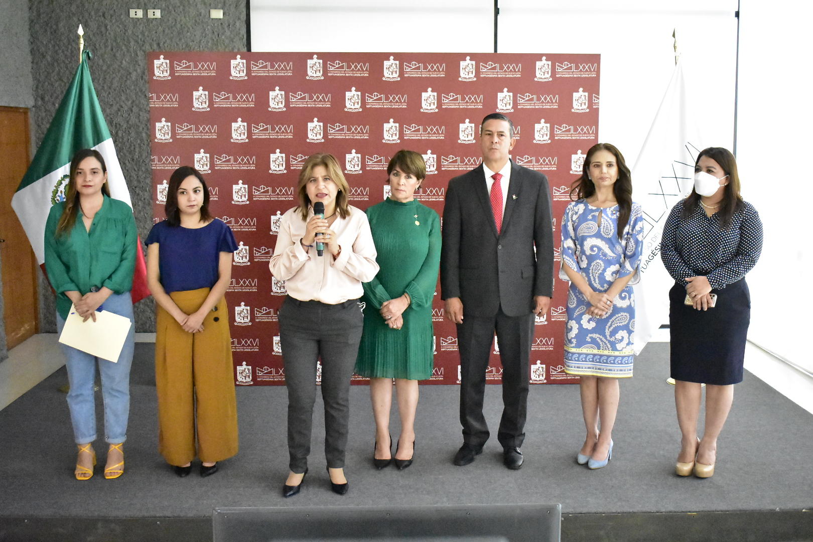 Visita COPECOL al Congreso de NL y dona sistema para digitalizar iniciativas y mejorar la transparencia