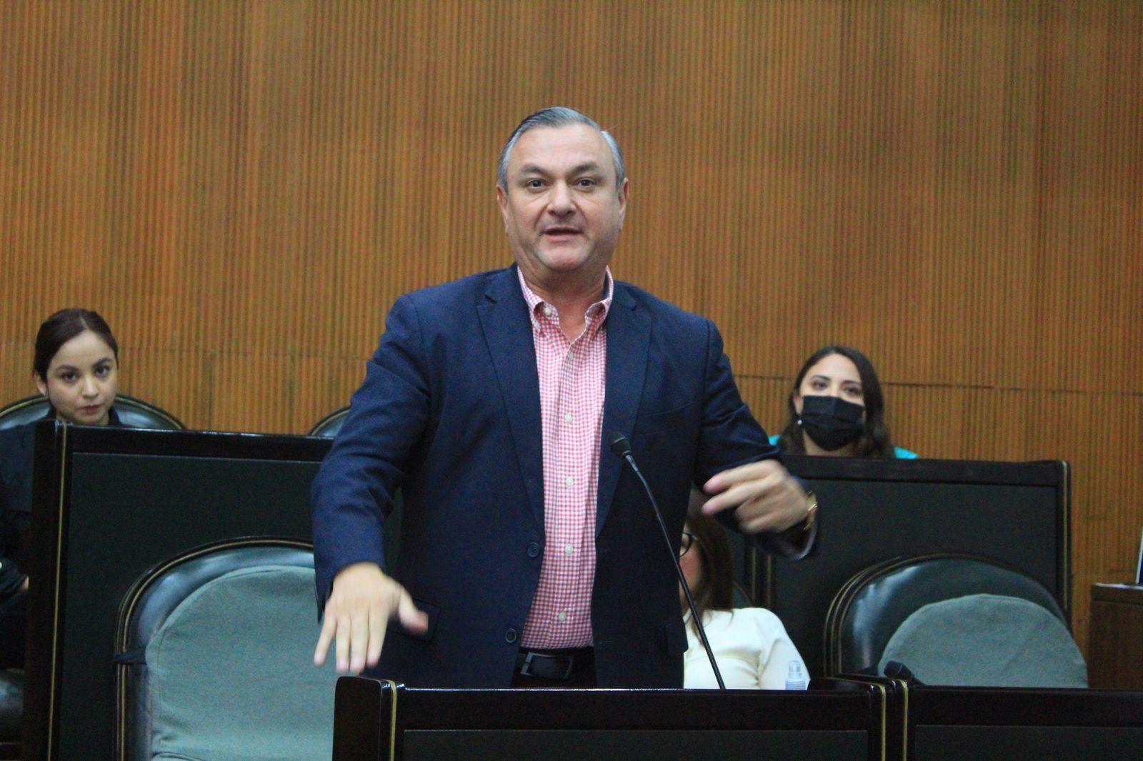 Prevenir los incendios forestales comienza en los municipios.- Héctor García