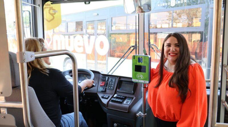Propone Daniela Puente garantizar comodidad en el transporte público