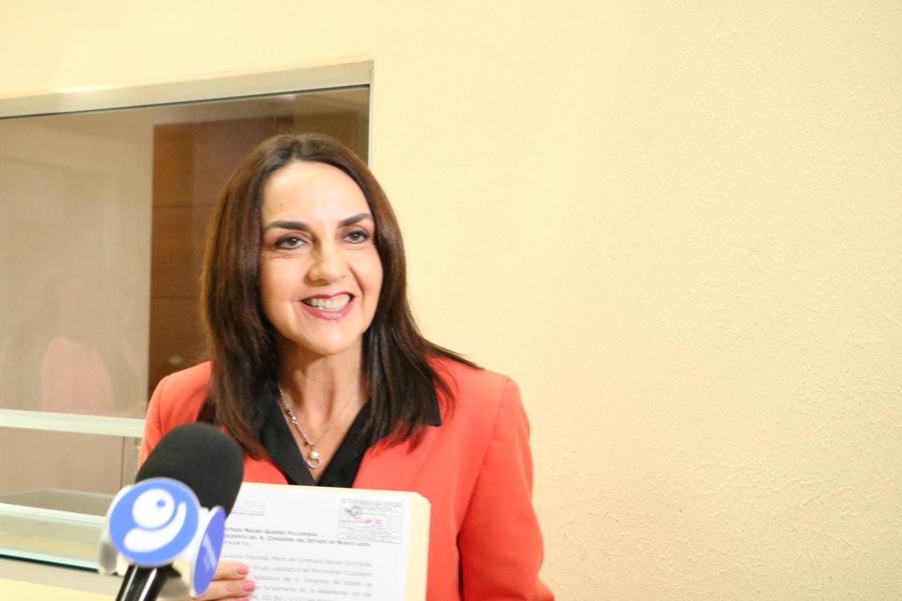 Propone terapias psicológicas para adolescentes que hagan mal uso de redes sociales