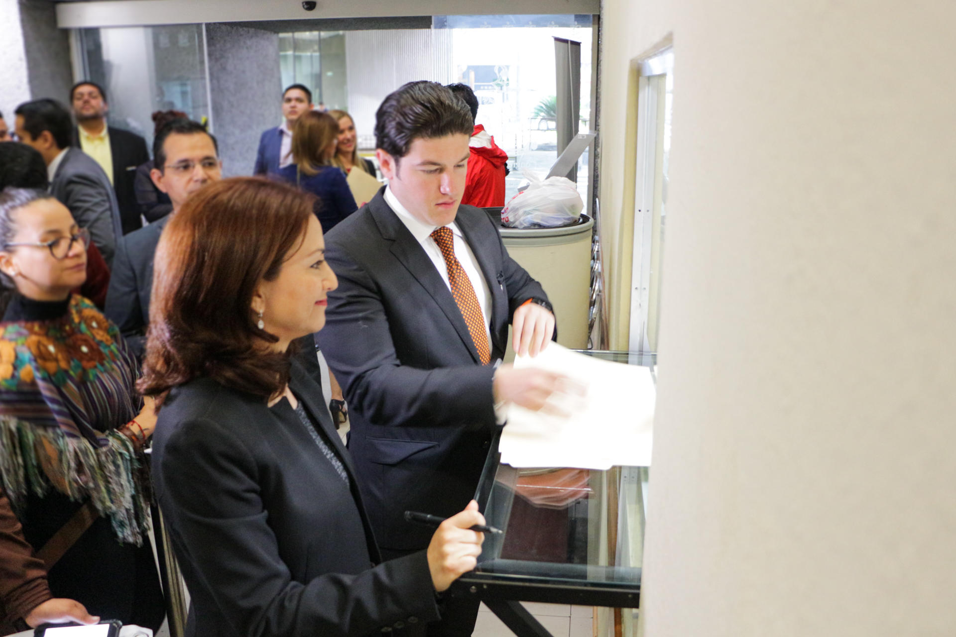 BUSCA MOVIMIENTO CIUDADANO REVOCACIÓN DE MANDATO