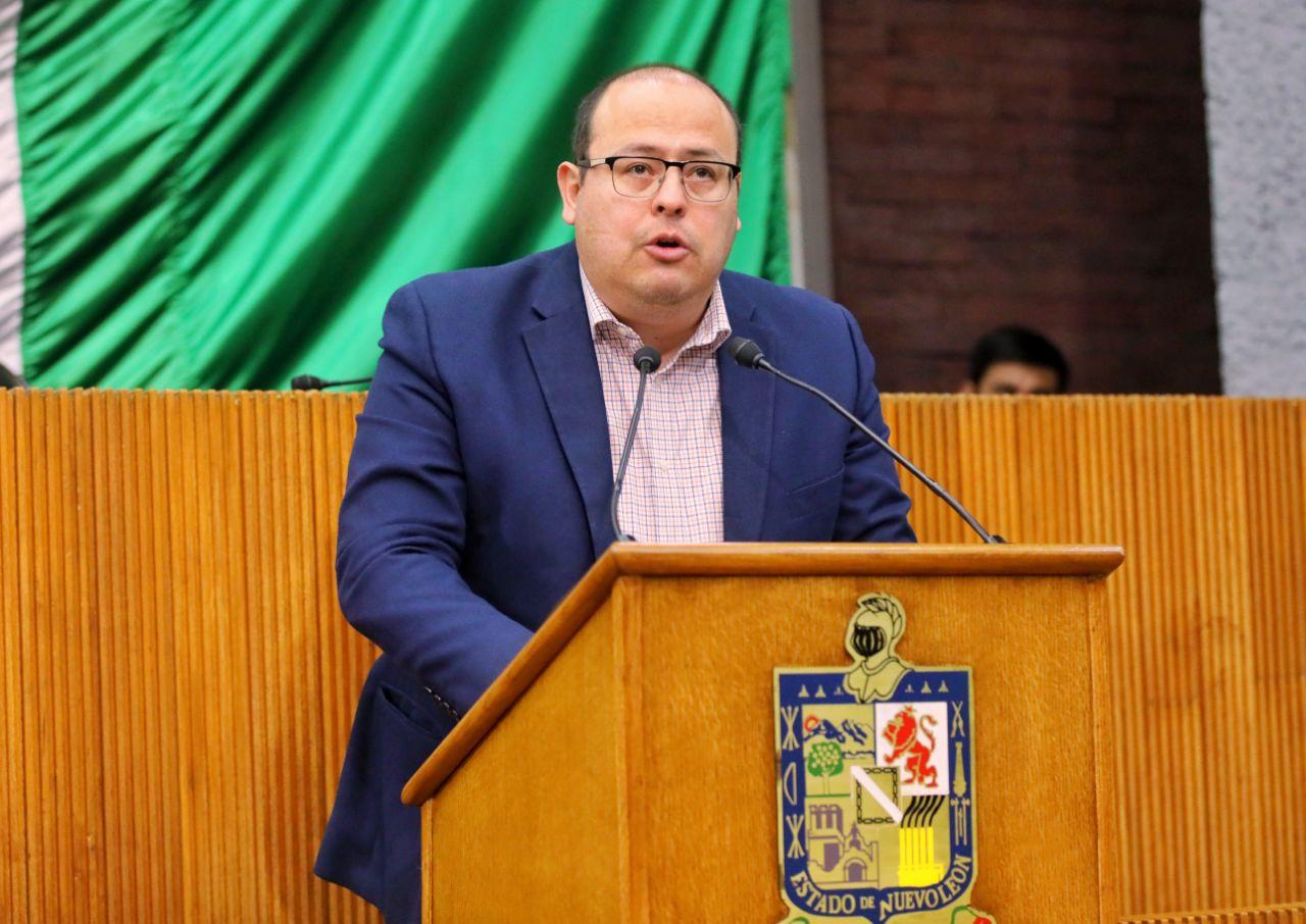 Propone Roberto Farías Tarifa Preferencial de agua potable para mujeres jefas de familia