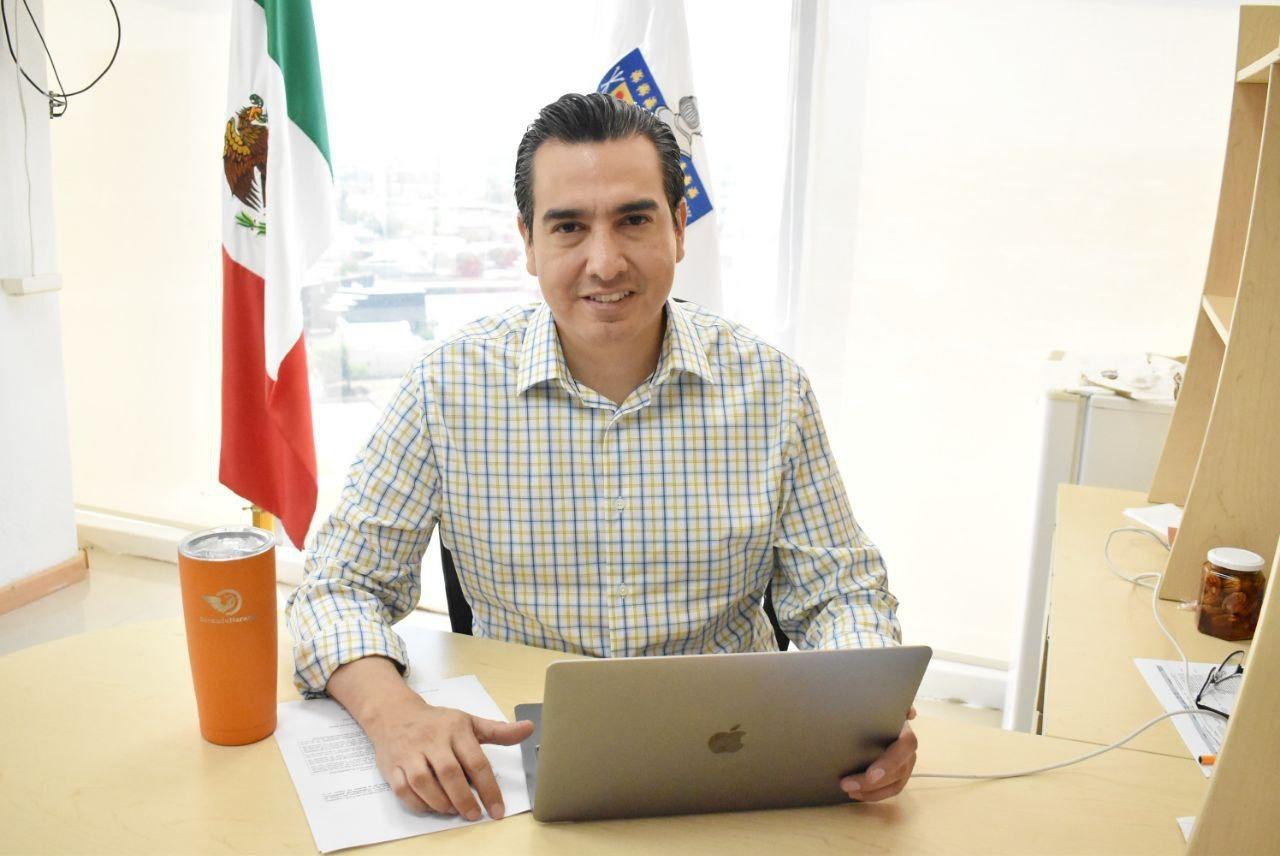 Gaona respalda a artesanos; pide programas de difusión