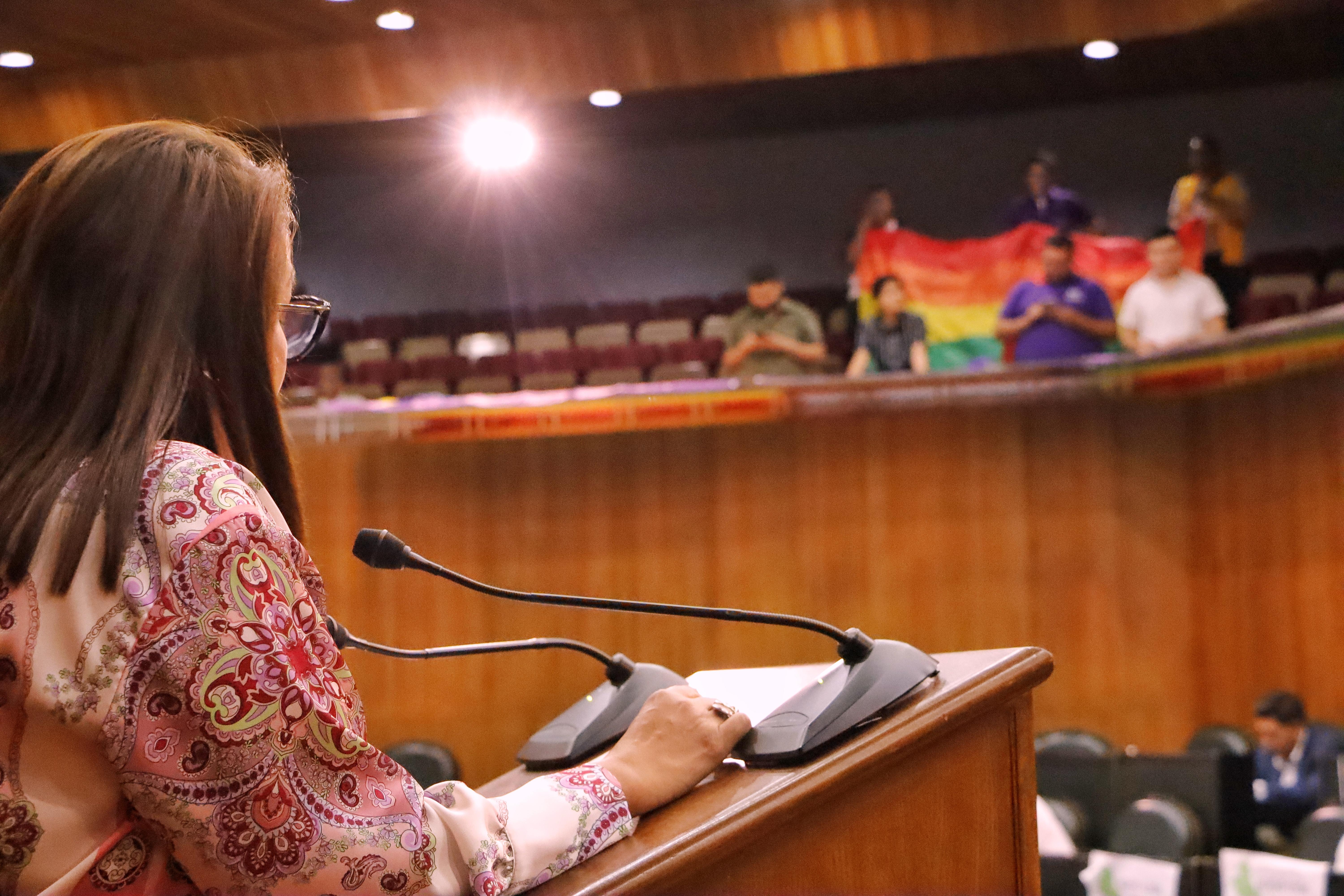 Pide Diputada Norma Benítez iluminar el Congreso para visibilizar la diversidad sexual