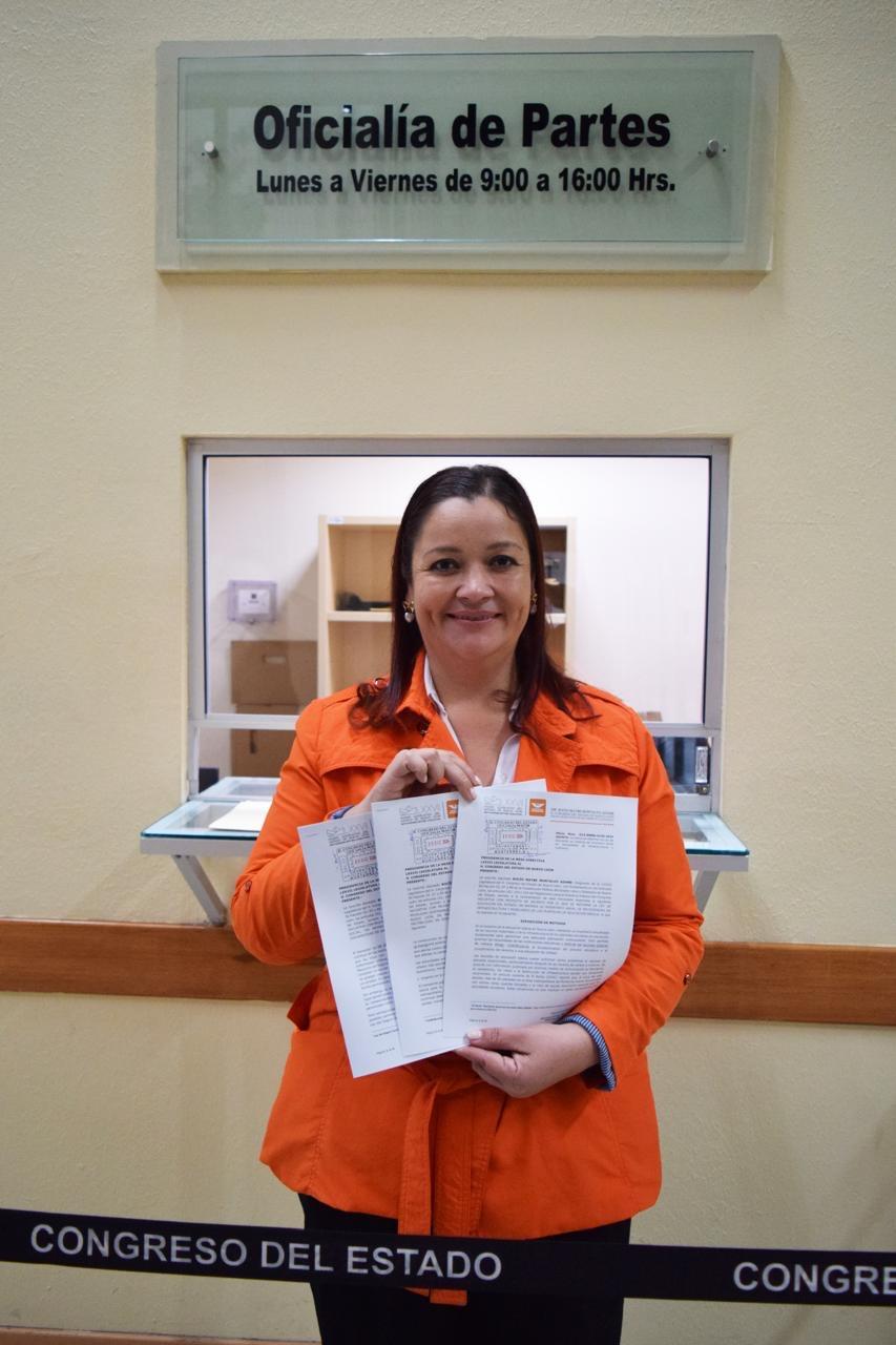 Rocío Montalvo presenta tres iniciativas que ayudarán a las personas con discapacidad, a mejorar la movilidad y la educación en Nuevo León 