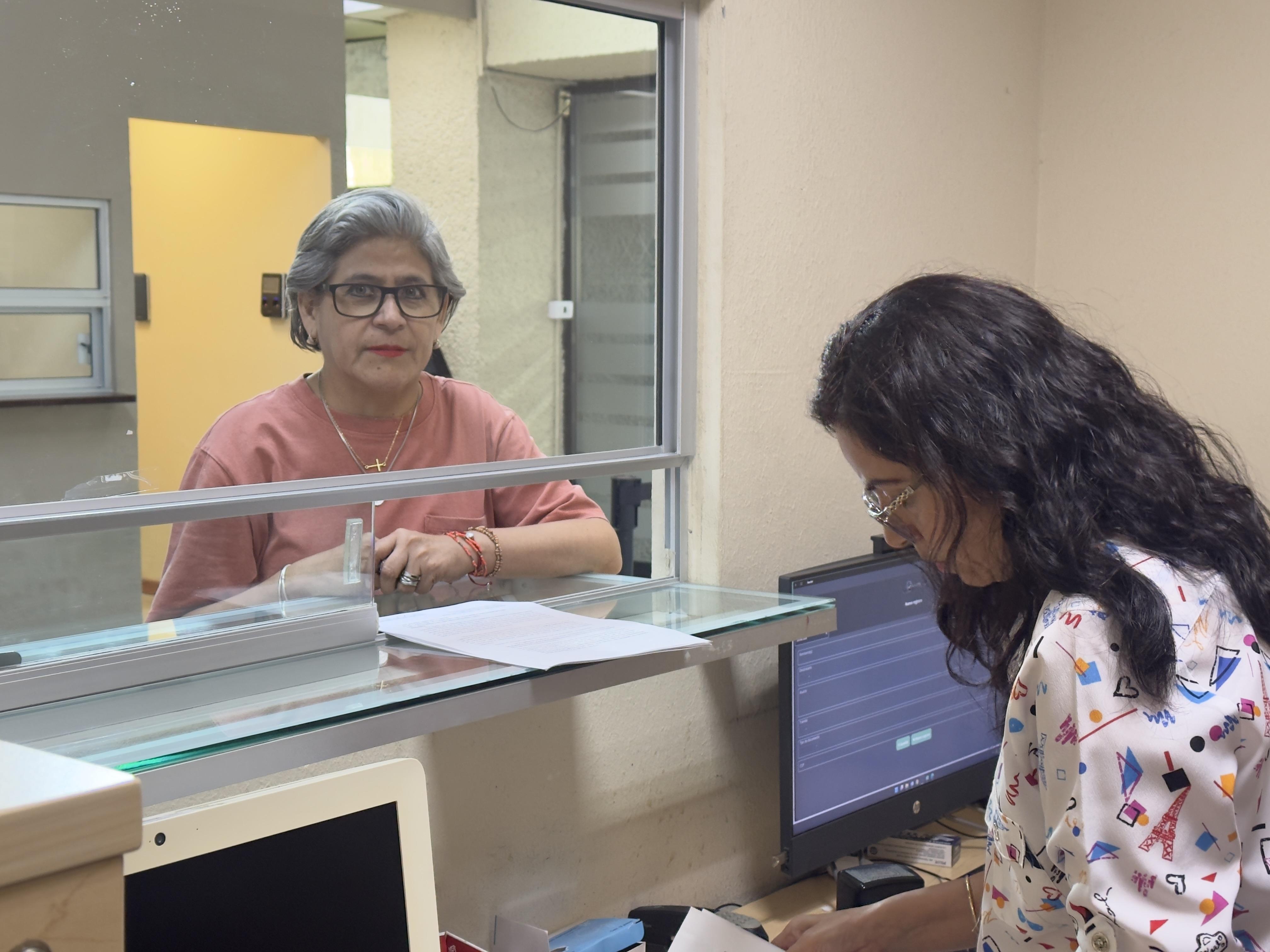 ENTREGA SANDRA PÁMANES CARPETAS DE INVESTIGACIÓN Y PIDE DEJAR SIN EFECTOS JUICIO POLÍTICO