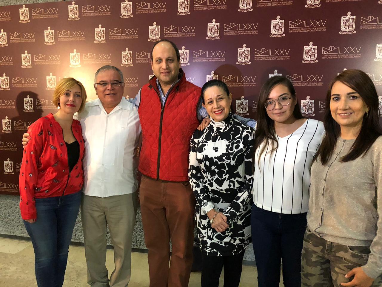 Hacen llamado diputados para sesionar Concejo Monterrey