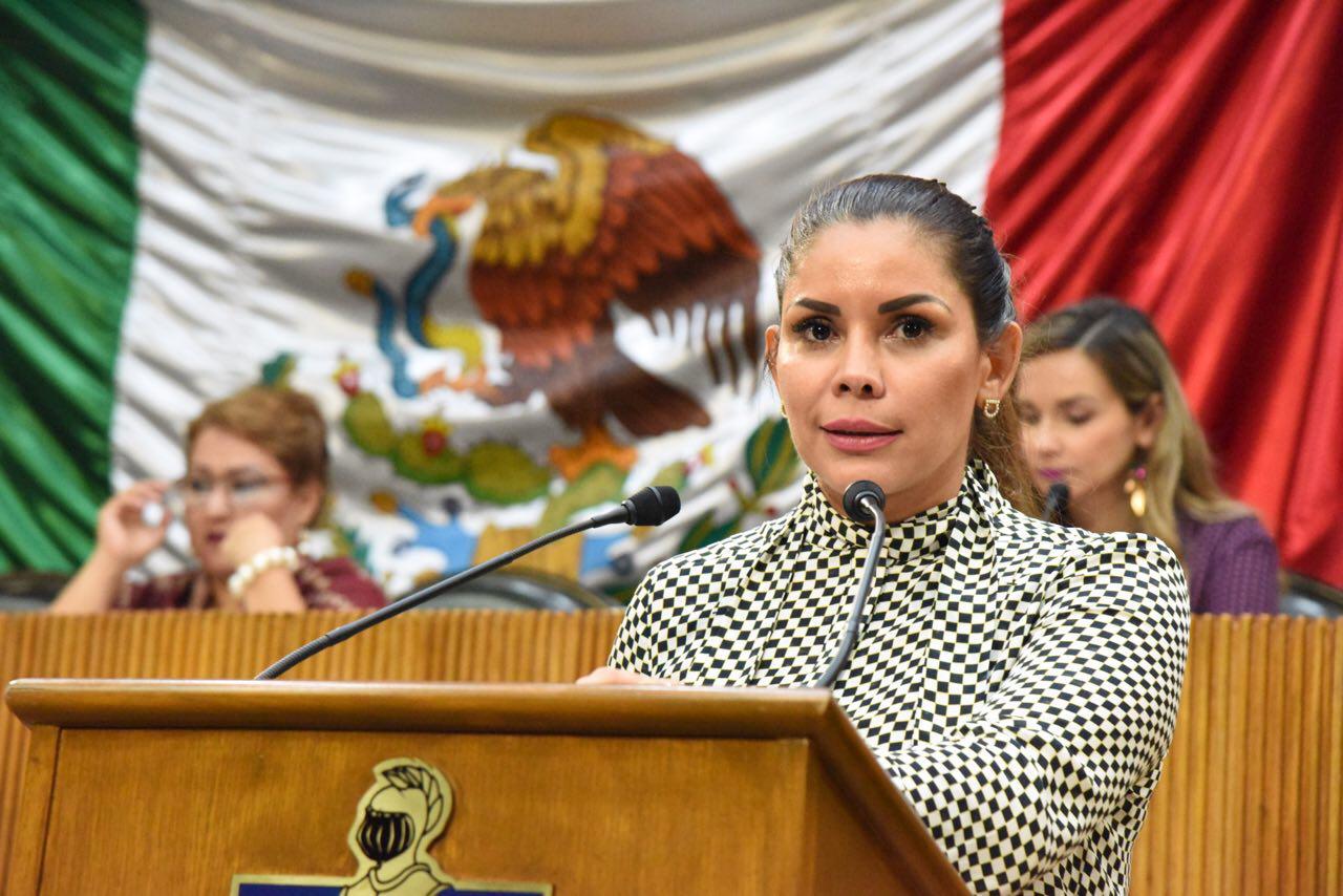 Realizan primera operación en Clínica Fetal