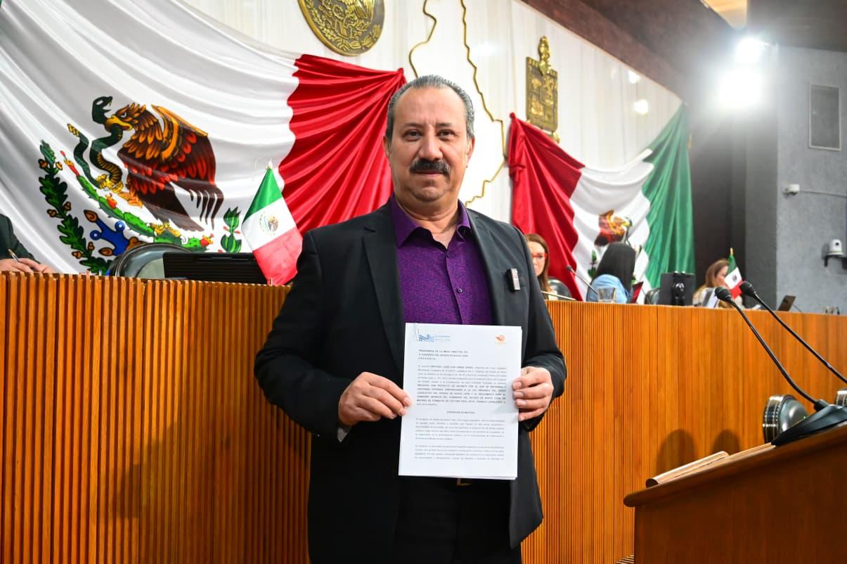 Propone José Luis Garza Acercar El Congreso A La Gente Con Lectura Fácil