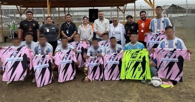 PROMUEVE PAOLA LINARES REINSERCIÓN SOCIAL CON TORNEO 