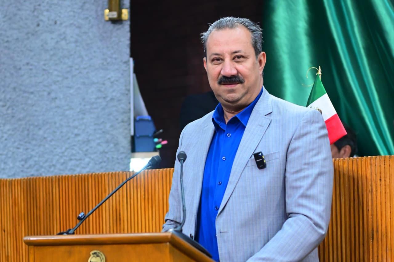 PIDE JOSÉ LUIS GARZA A CFE RESPONDER POR DAÑOS A APARATOS ELÉCTRICOS