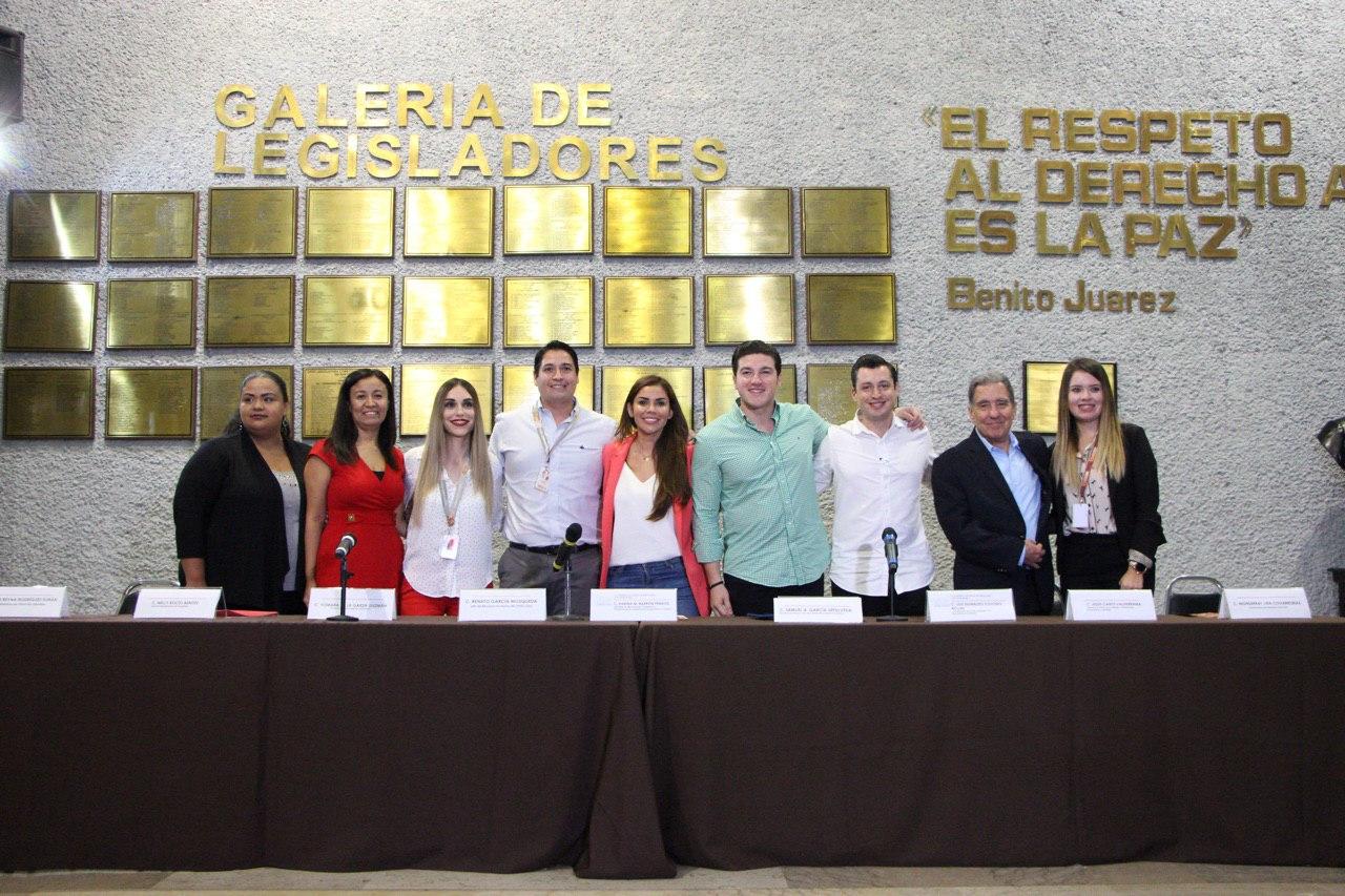 Logra Karina Barrón acuerdo con OXXO Gas en beneficio de mujeres de NL