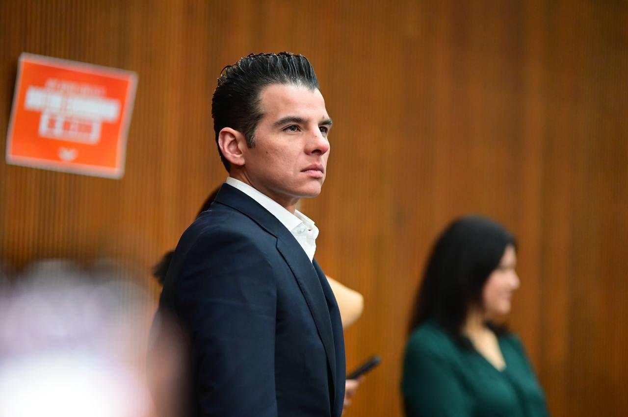 Flores Serna llama a aprobar iniciativas clave sobre incendios y halconeo