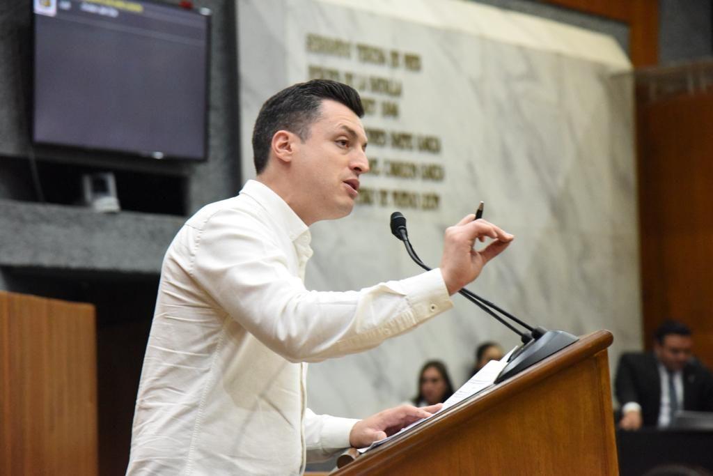 PROPONE MOVIMIENTO CIUDADANO LICENCIAS DE MATERNIDAD Y PATERNIDAD