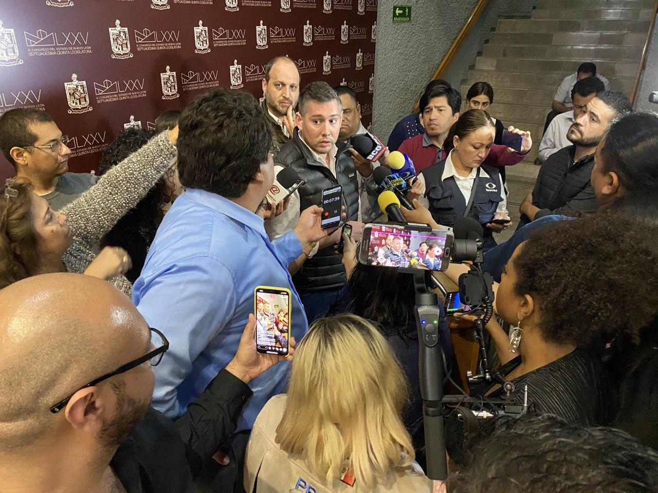 LLAMA MC A ACUDIR A SESIÓN DE COMISIÓN ANTICORRUPCIÓN