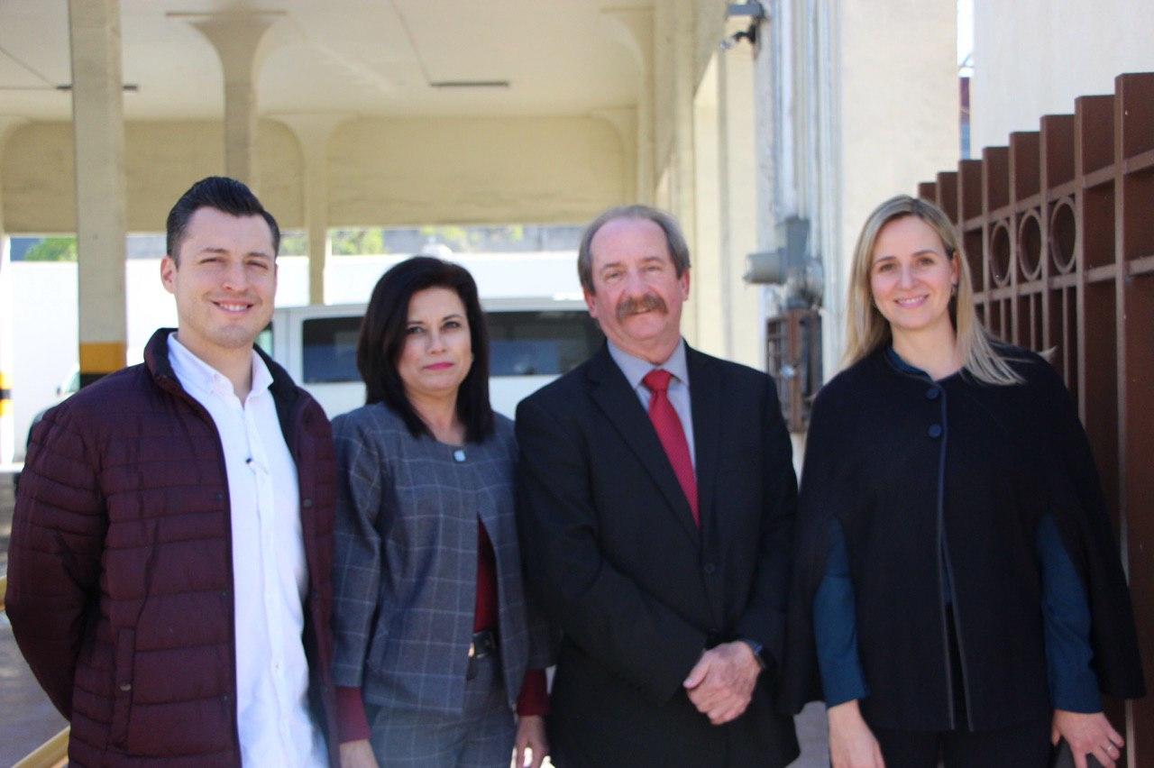 Recorren Luis Donaldo y Alejandra Lara Instituto de Defensoría Pública de Nuevo León; conocen la titánica labor que realiza en apoyo de los nuevoleoneses