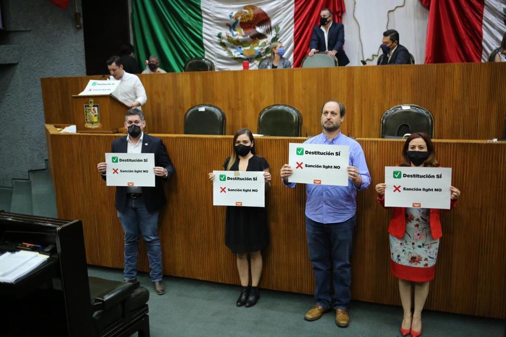 MC DENUNCIA SIMULACIÓN EN SANCIÓN LIGHT; PIDE DESTITUCIÓN