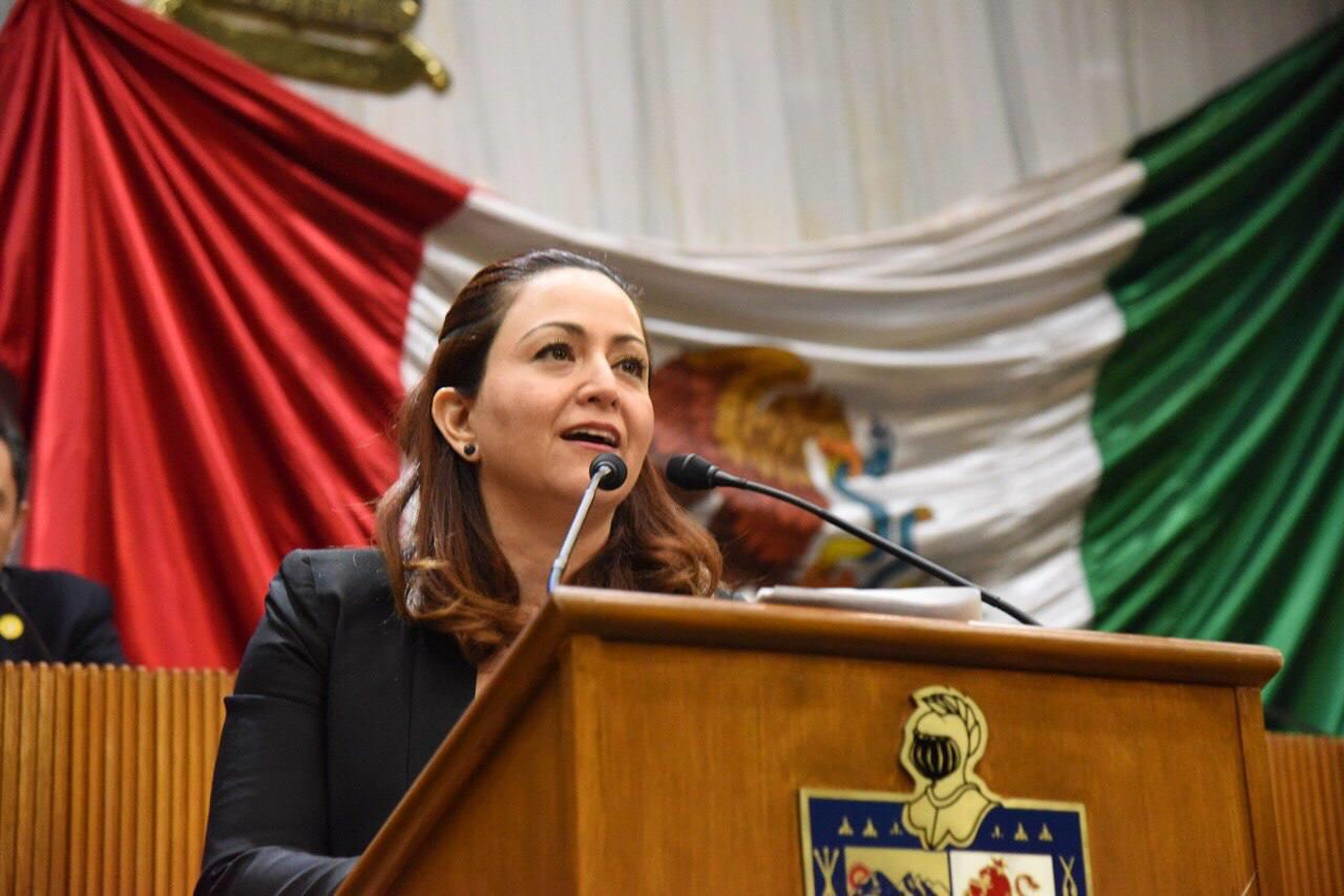 Reconoce Aúna México liderazgo de Mariela Saldívar