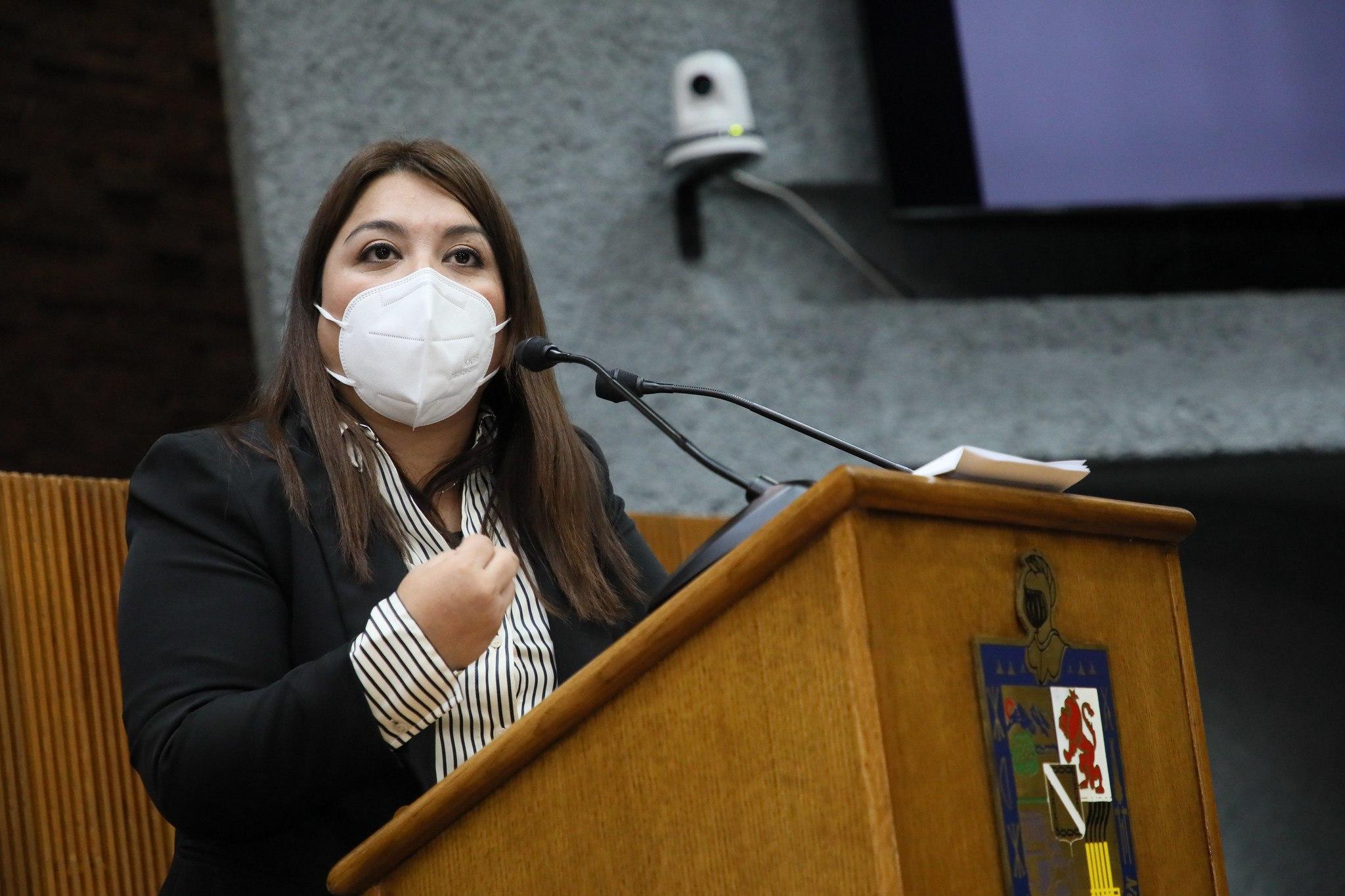 Piden solucionar rezago de citas en el SAT