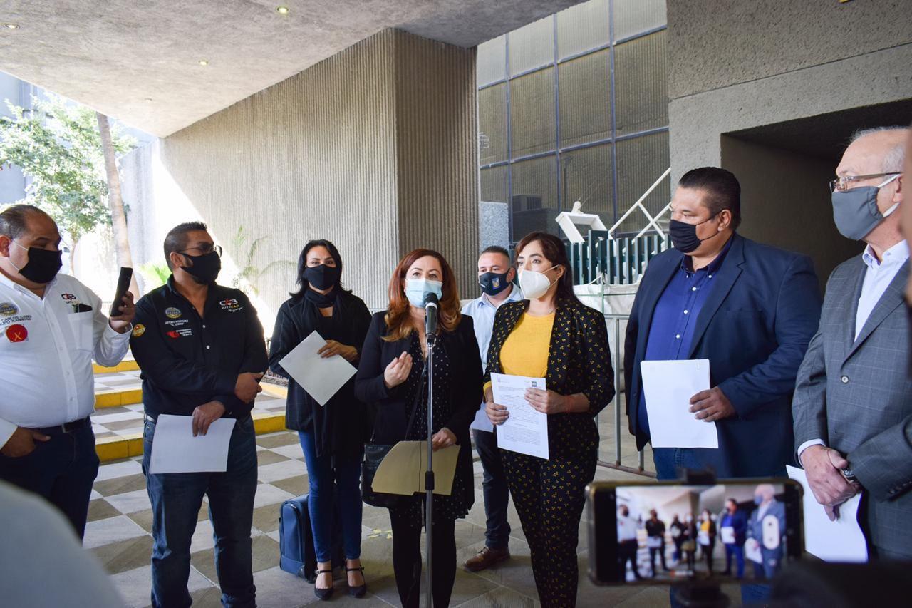 Proponen ampliar, por un año, antigüedad de unidades de transporte