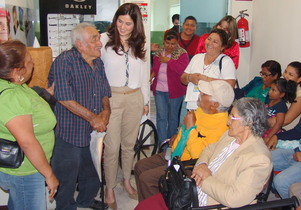 ARRANCA DIPUTADA CRUZADA MÉDICA CONTRA CATARATAS OFTÁLMICAS
