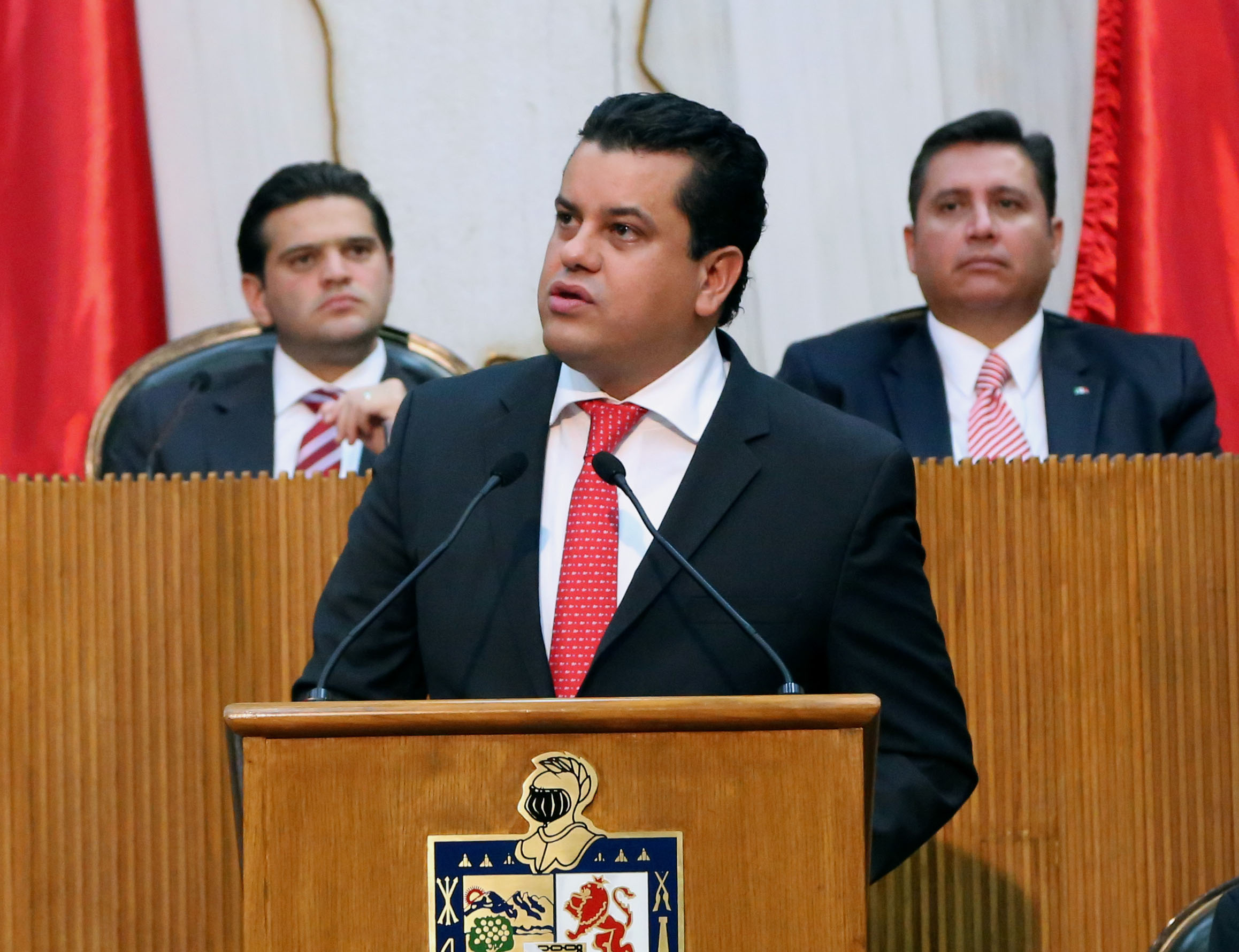 QUE PREDOMINEN LAS COINCIDENCIAS Y SEAN MÍNIMAS LAS DIVERGENCIAS: PRI