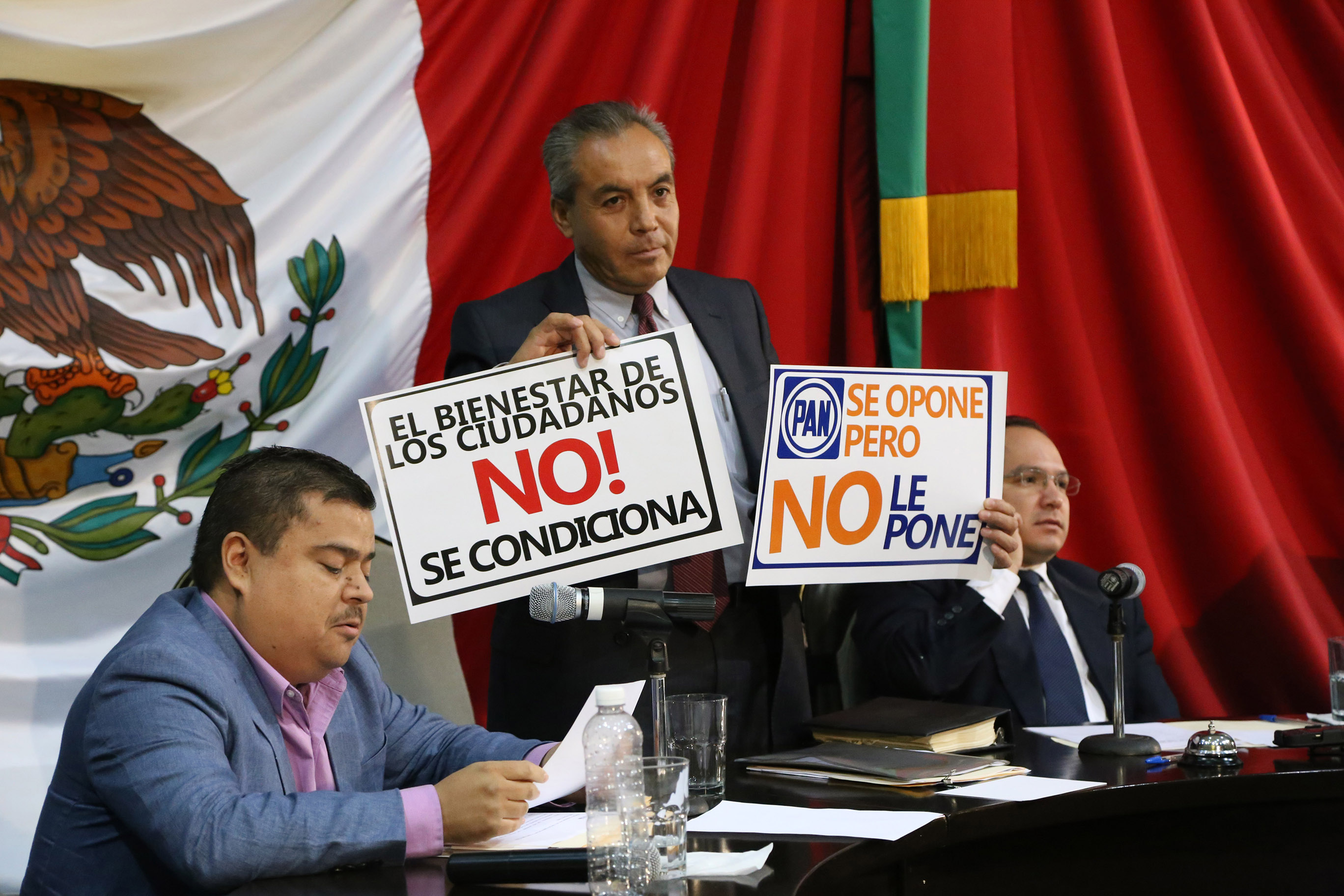 RETRASAN LÍNEA 3 DEL METRO MARGARITA ARELLANES Y PAN