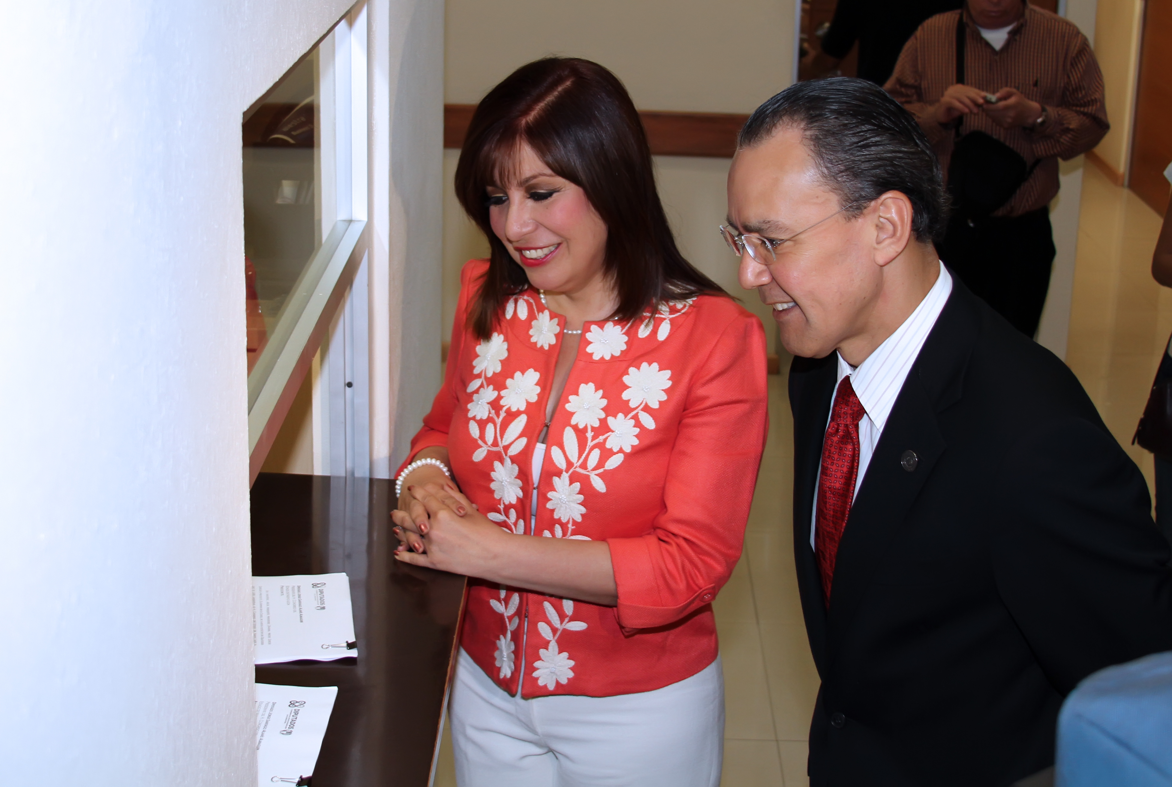 PRESENTAN INICIATIVA PARA HACER MÁS EFICAZ COMBATE A VIOLENCIA FAMILIAR