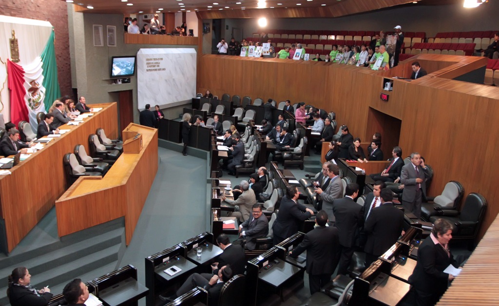 APRUEBAN EN EL PLENO LA CUENTA PÚBLICA 2007 DEL MUNICIPIO DE PESQUERÍA