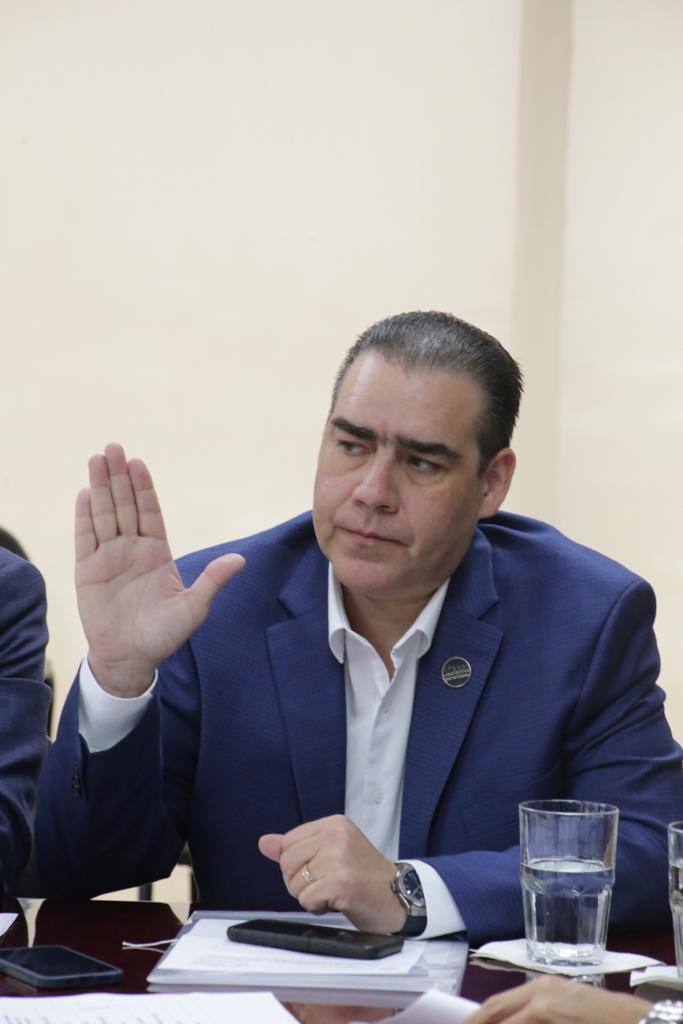 LLAMA HERIBERTO TREVIÑO A REFRENDAR DECRETO PRESIDENCIAL PARA AFRONTAR CRISIS DEL AGUA