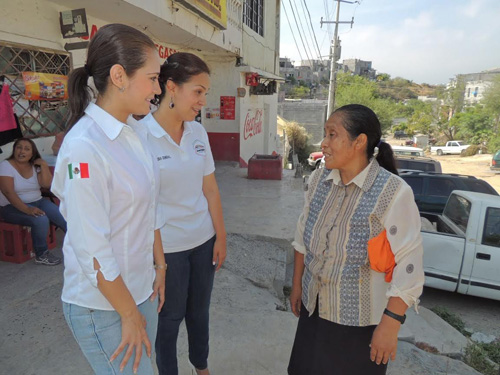 REALIZAN TALLERES PRODUCTIVOS PARA COMUNIDADES OTOMÍES