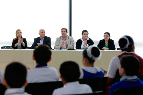  EL PARLAMENTO INFANTIL, FORO DE LOS FUTUROS LÍDERES DE LA COMUNIDAD: DIPUTADO JOSÉ LUIS GARZA OCHOA