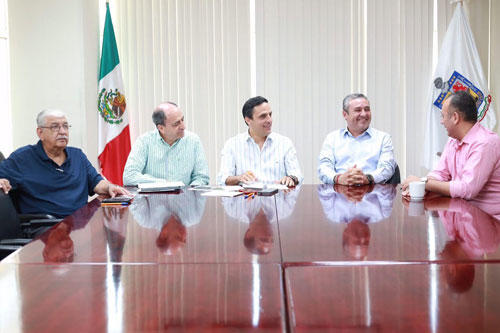 CONVOCA MARCO GONZÁLEZ A SOLUCIONAR CRISIS DE LA PRESA DE LA BOCA