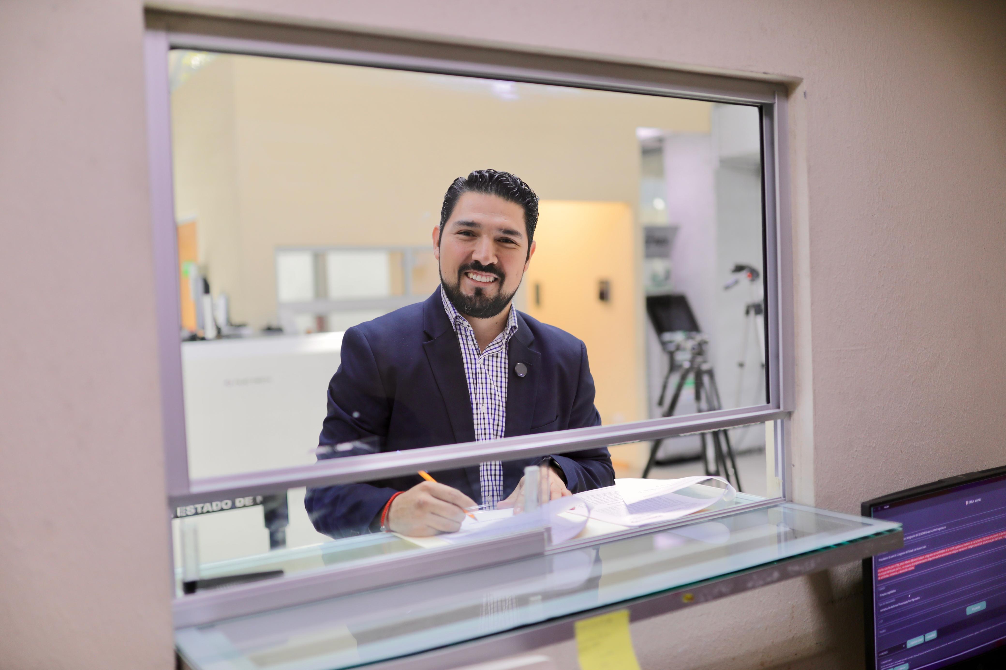 PROPONE FERNANDO AGUIRRE AMPLIAR INCENTIVOS A EMPRESAS QUE INVOLUCREN JÓVENES EN SERVICIO SOCIAL 