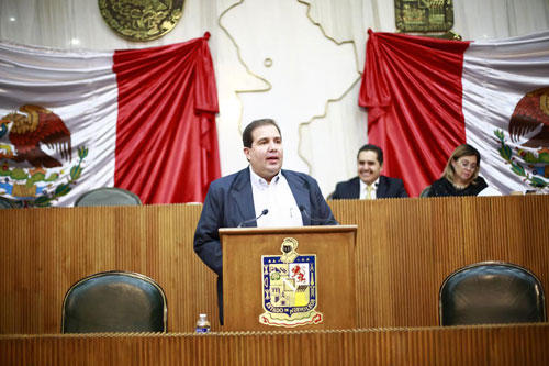 PIDEN ESTABLECER PROGRAMAS PERMANENTES DE APOYO AL DEPORTE