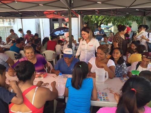 SIGUE DIPUTADA LUDIVINA RODRÍGUEZ APOYANDO A VECINOS DE SU DISTRITO