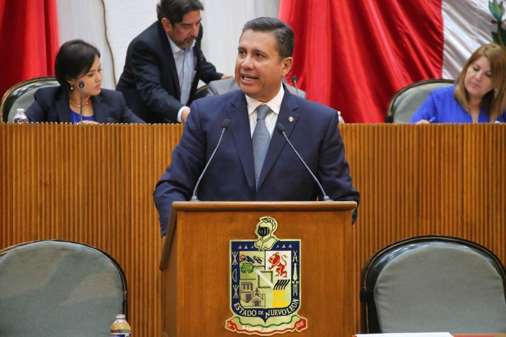 PROPONE QUE DELITO DE CHANTAJE SE PERSIGA DE OFICIO