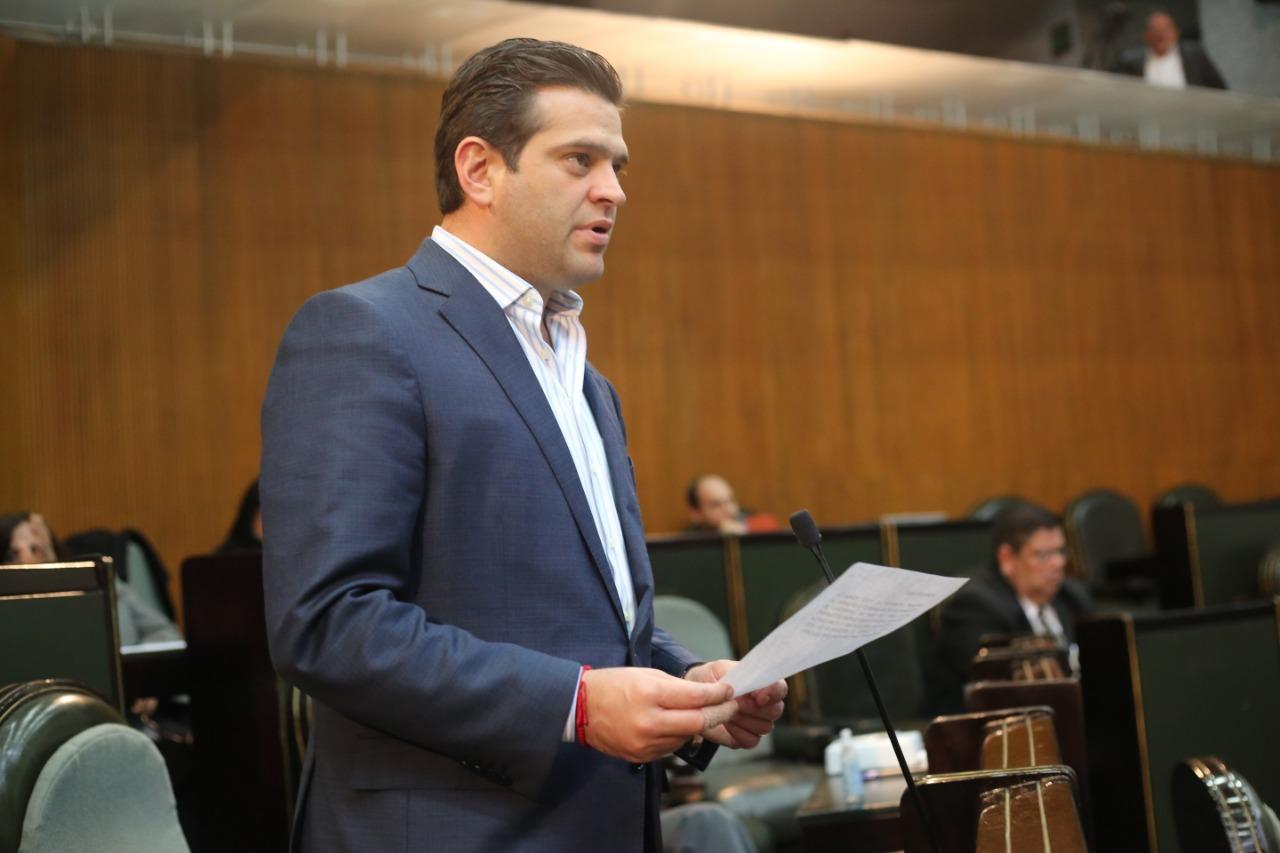 DIPUTADOS PRIÍSTAS VAN POR LA APLICACIÓN DEFINITIVA DE UNIFORMES GRATUITOS   