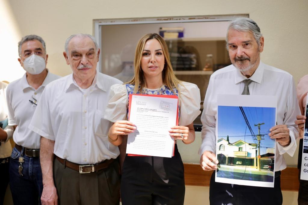 PIDE PRI QUE SE RETIREN CABLES SUELTOS