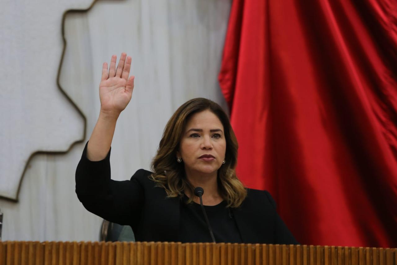 LLAMA IVONNE ÁLVAREZ A PROFECO VIGILAR PRECIOS DE ÚTILES Y UNIFORMES ESCOLARES