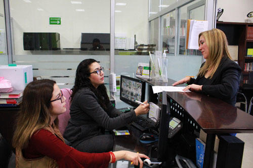 SOLICITAN PRÓRROGA A CTAINL PARA REVISAR CONTRATO DE KIA