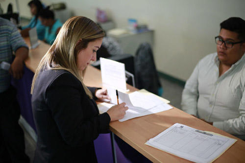 REALIZAN CUESTIONAMIENTO A CONTRALORA DEL ESTADO SOBRE EMPRESAS LIGADAS AL COBIJAGATE