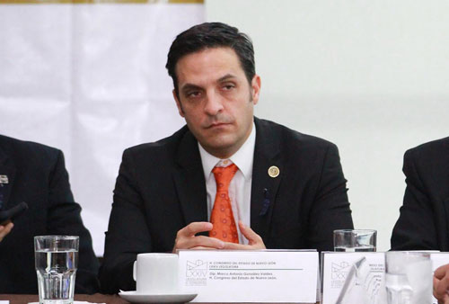 LLAMA MARCO GONZÁLEZ A ESTADO ACELERAR ESTRATEGIA PARA ABASTO DE AGUA