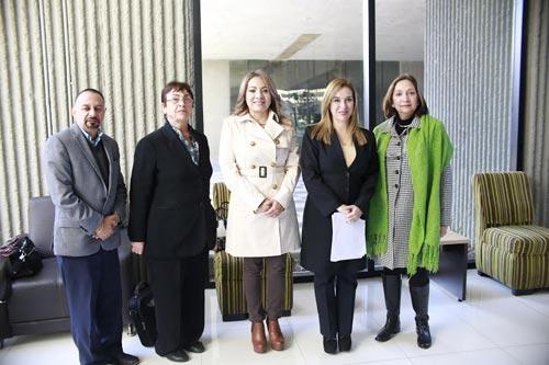 SOLICITA GLORIA TREVIÑO INCLUIR ROBO A ESCUELA EN CÓDIGO PENAL FEDERAL