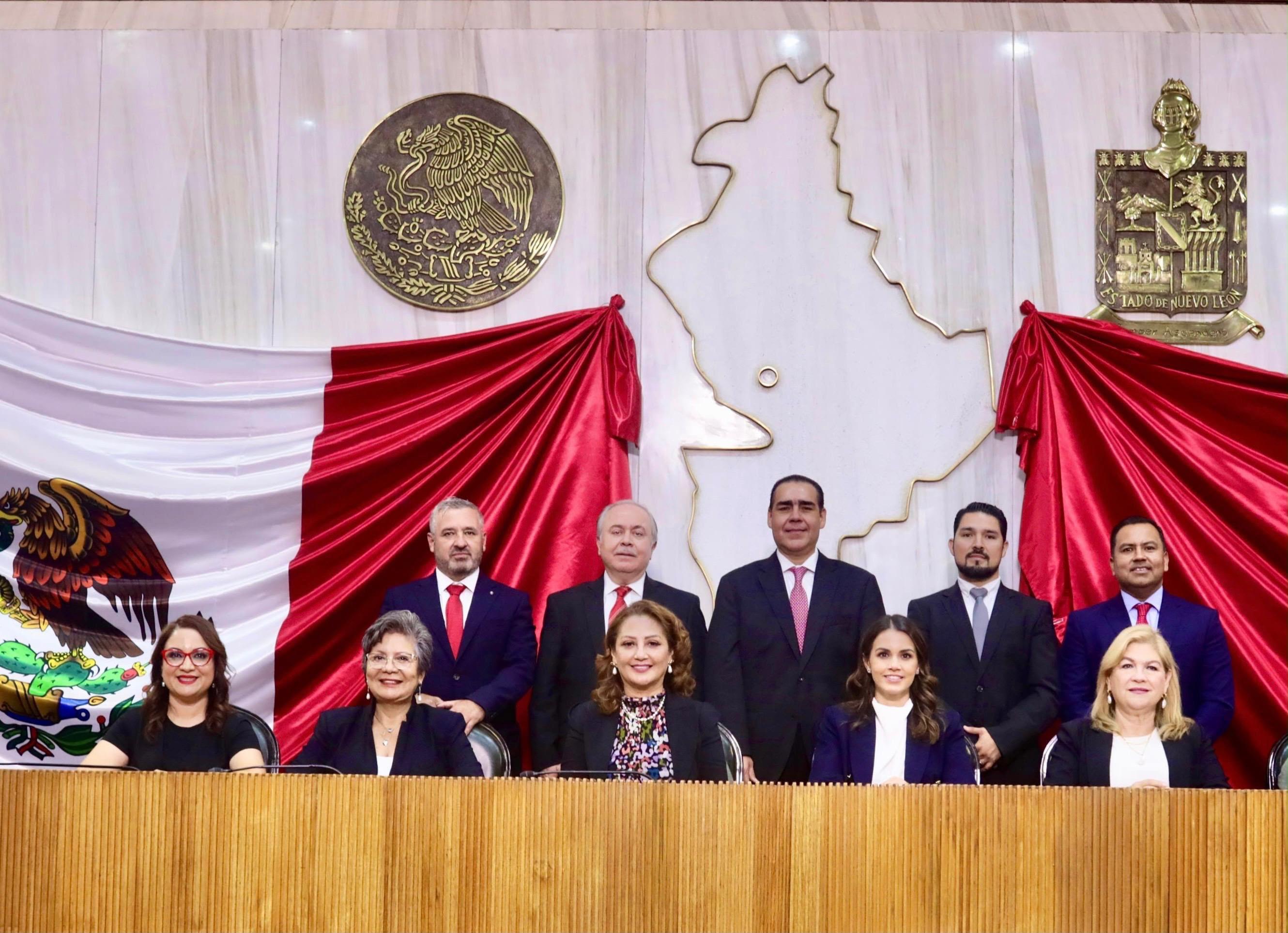 CUMPLEN PRIISTAS CON SEGUNDO INFORME LEGISLATIVO 