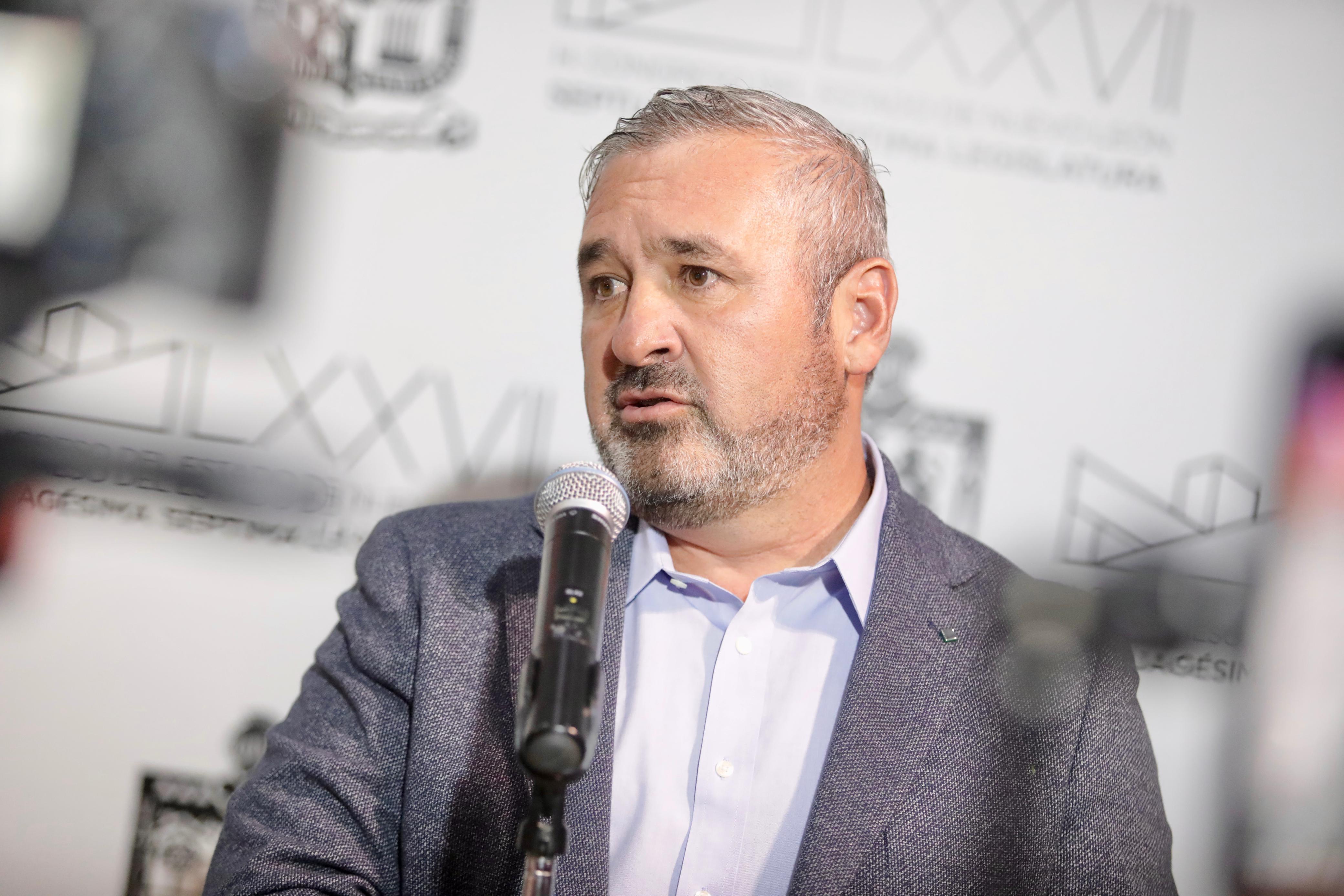 URGE JAVIER CABALLERO RESOLVER FALLAS EN INSTITUTO REGISTRAL Y CATASTRAL 