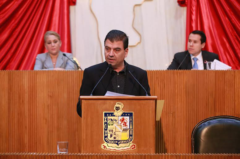 PIDEN A MUNICIPIO DE MONTERREY NO AUTORIZAR GIROS NEGROS EN LA CALLE VILLAGRÁN