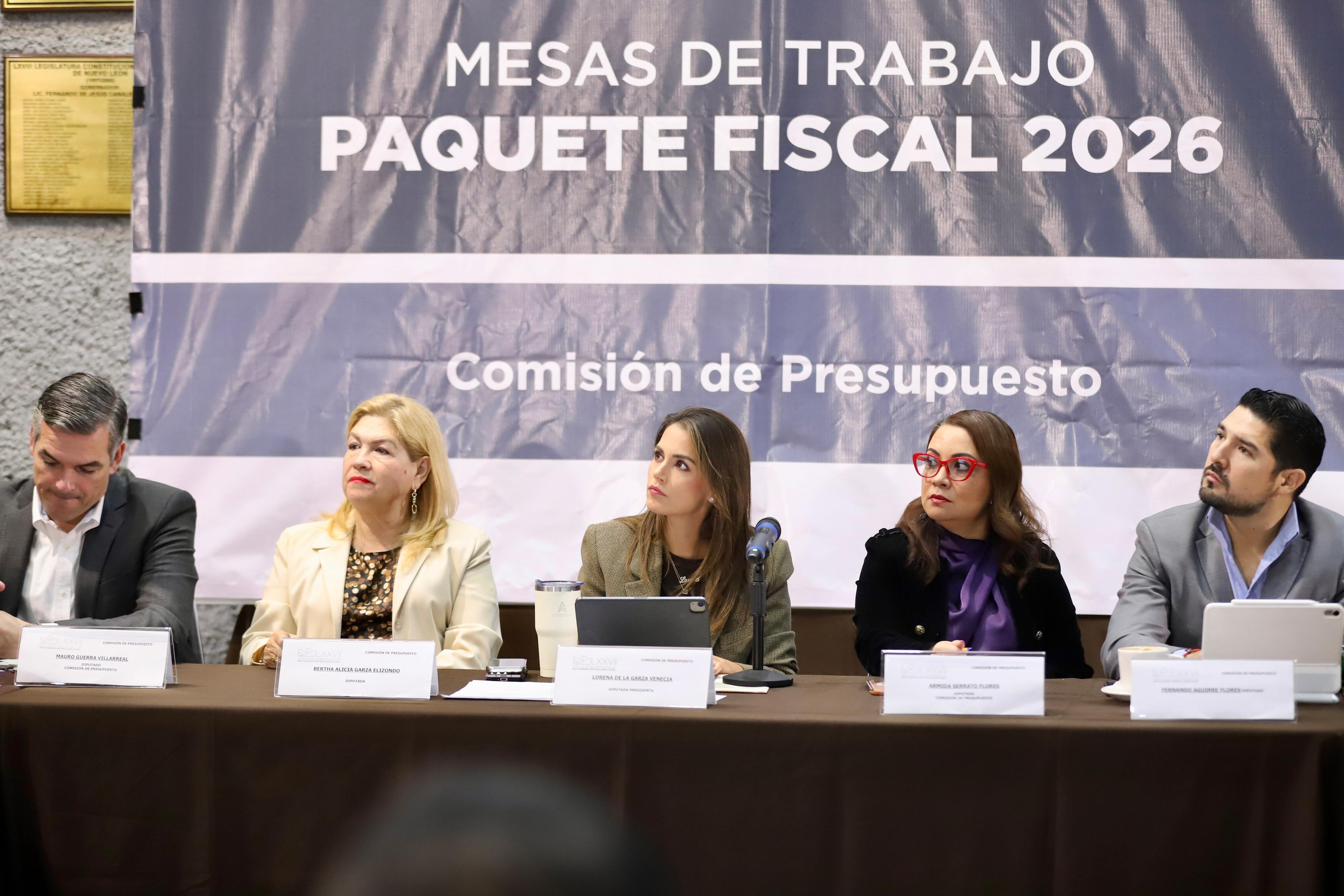 BOMBEROS Y ORGANIZACIONES DE SOCIEDAD CIVIL SE REÚNEN EN CONGRESO PARA SOLICITAR PRESUPUESTO 2026