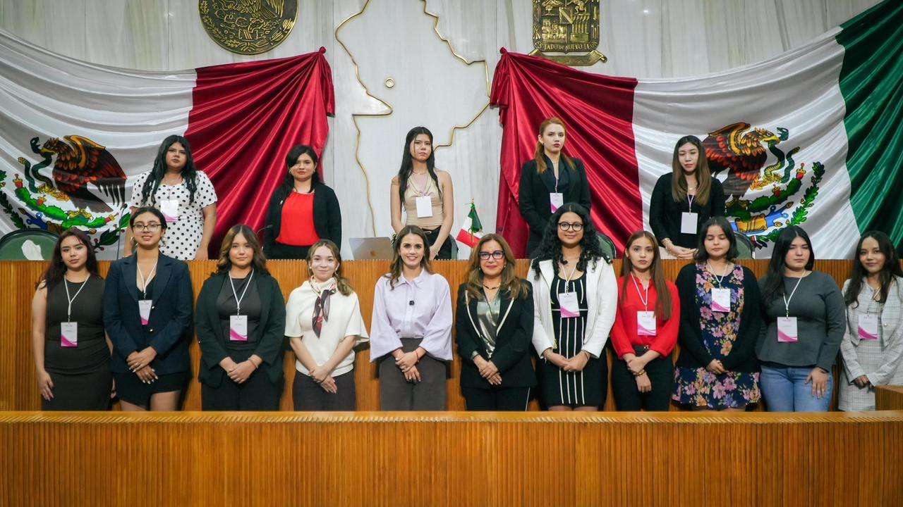 MÁS MUJERES DEBEN LLEGAR A LOS ESPACIOS DONDE SE TOMAN LAS DESICIONES: LORENA DE LA GARZA 